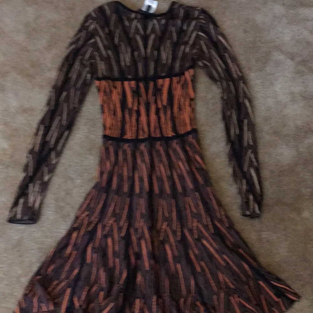 BCBGMAXAZRIA medium dress - Picture 6 of 6